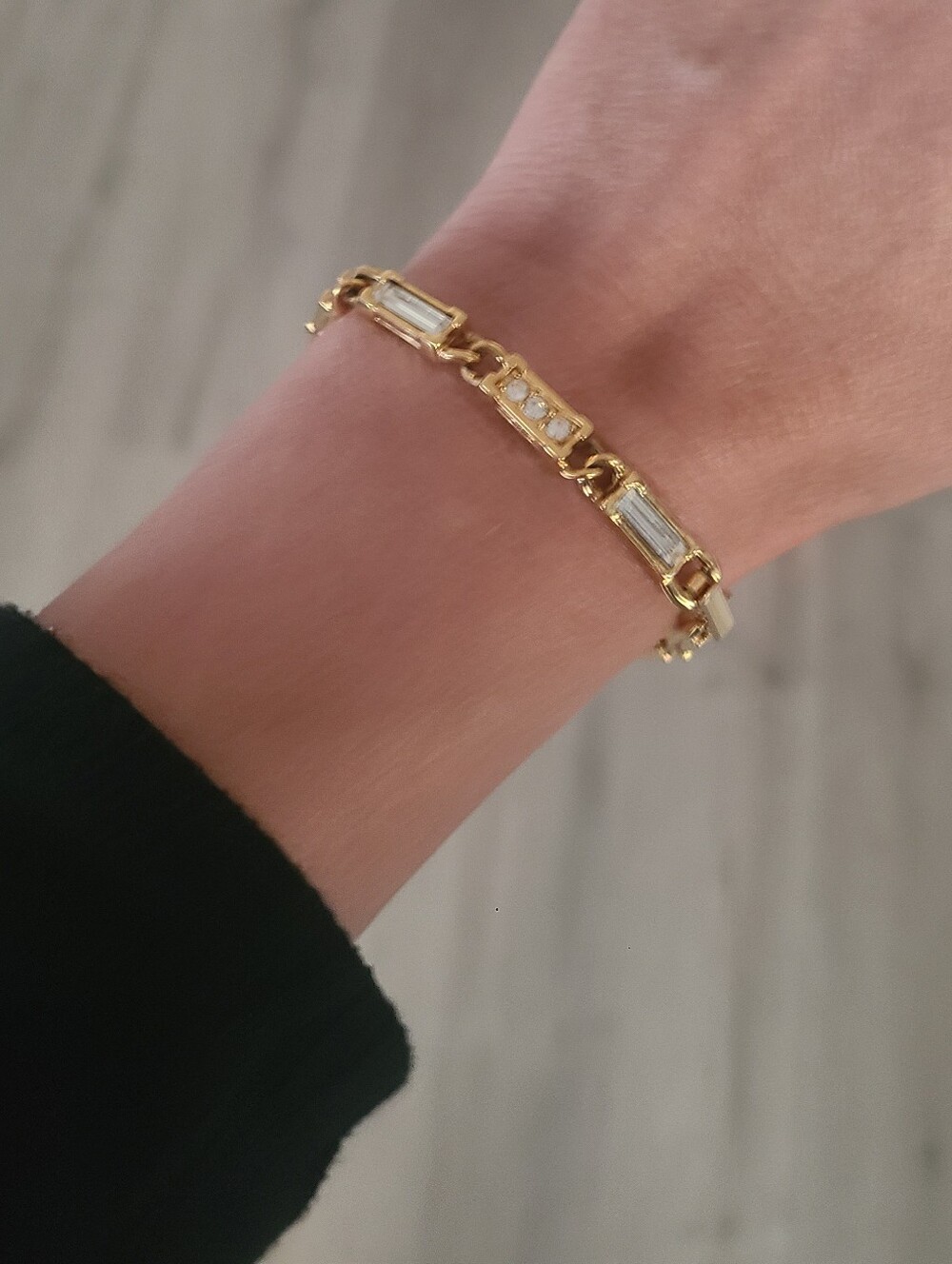 Swarovski Gold Toned Link Bracelet with Clear Crystals- Good Vintage Condition